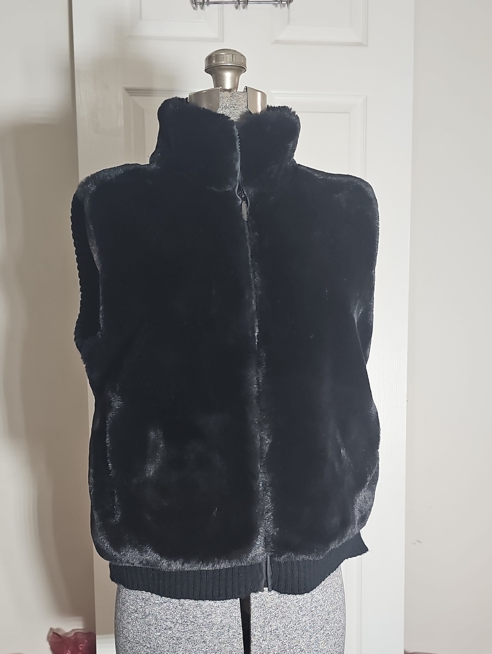 Karen Hart Reversible Faux Fur & Ribbed Vest Black Size M